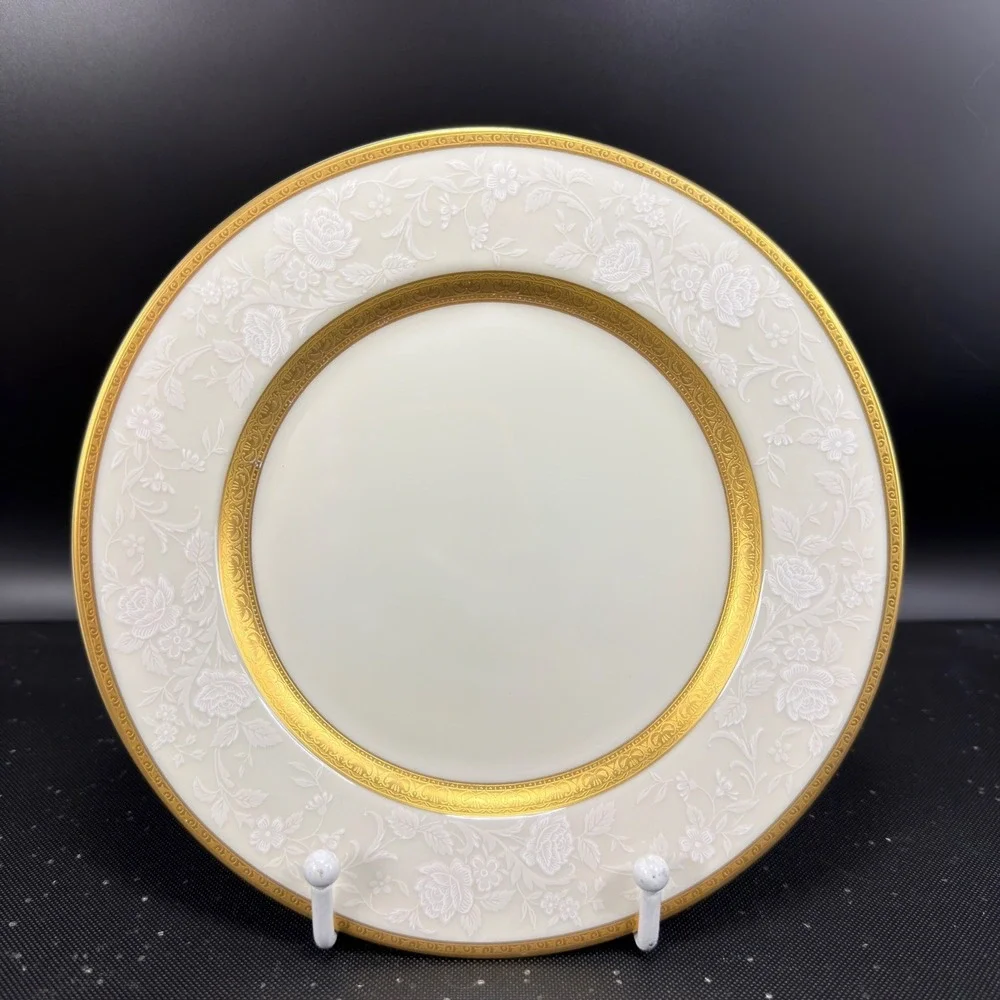 Mikasa Antique Lace Dishes Plates Gold Trim‎ Fine China Japan Set of 2 VTG 7.5